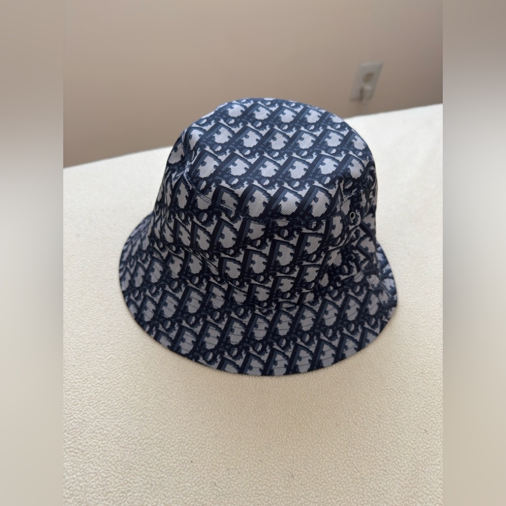 Dior Reversible Teddy-D Small Brim Bucket Hat